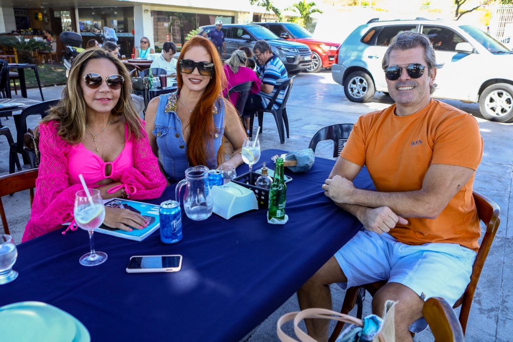 Imaculada Gordiano, Karla Lourenço E Tomas Correia