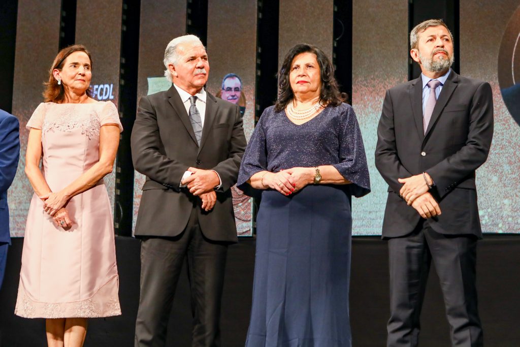 Izolda Cela, Pio Rodrigues, Nailde Pinheiro E Elcio Batista