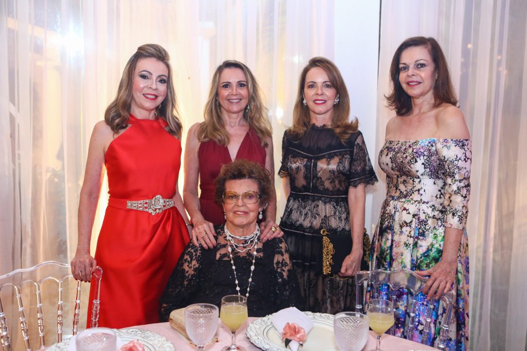 Vanusia Ribeiro,valeria Andrade E Nilda,karisia Pontes E Glaucia Andrade