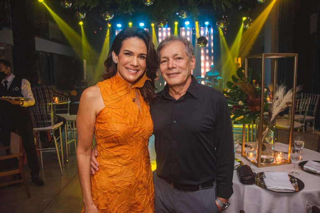 Ana Virginia Martins E Otacilio Valente