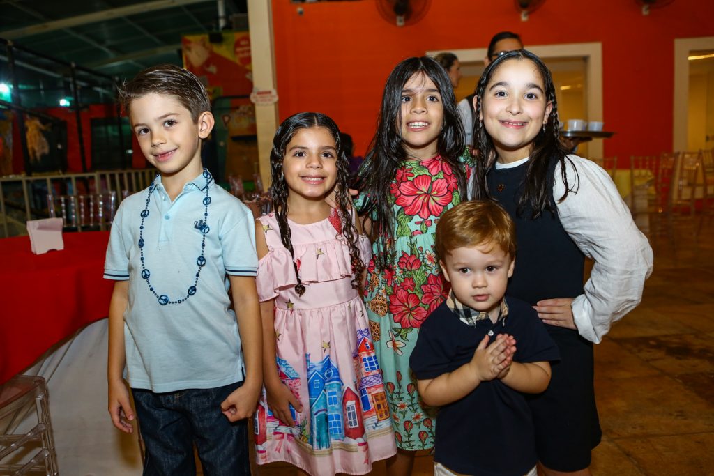 Bernardo Philomeno,rebeca ,bruna E Manoela Fiuza E Lucas Philomeno