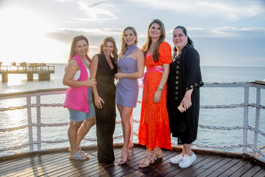 Claudia Possidonio, Vanessa Queirós, Martinha Freire, Micheline Pinheiro E Camile Rôla