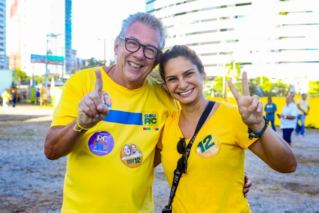 Claudio Nelson E Bea Carneiro