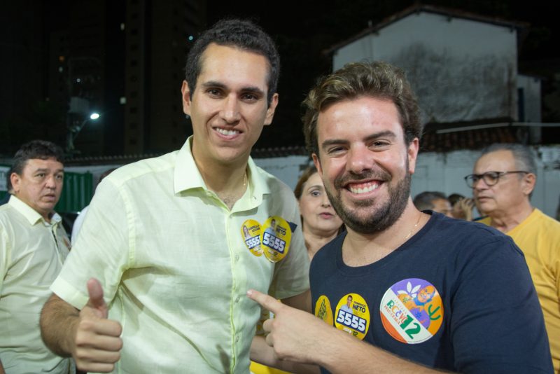 Eleições 2022 - Domingos Neto e Gabriella Aguiar inauguram Comitê Central ao lado de Roberto Cláudio