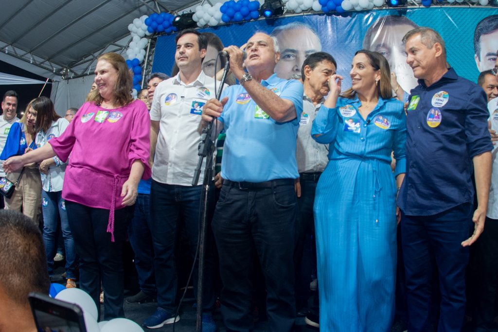 Fernanda Pessoa, Capitão Wagner, Roberto Pessoa, Raimundo Matos, Kamila Cardoso E Firmo Camurça (1)