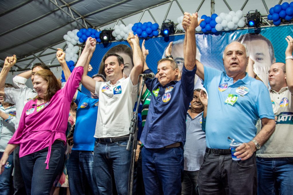 Fernanda Pessoa, Capitão Wagner, Roberto Pessoa, Raimundo Matos, Kamila Cardoso E Firmo Camurça (2)