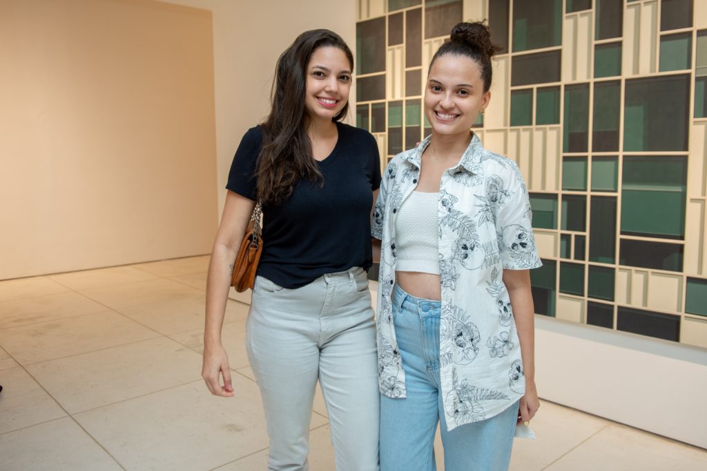 Gabriela Santiago E Laura Beatriz Lima (2)