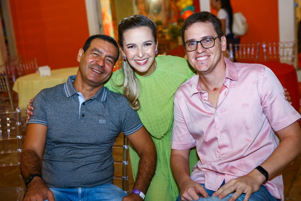 Glenilson Farias, Naiana Philomeno E Rafael Frota