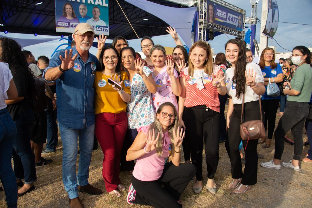 Inauguração Do Comitê De Fernanda Pessoa E Firmo Camurça (8)