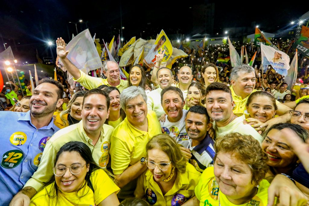 Inauguraçao Do Comite Do Roberto Claudio (1)