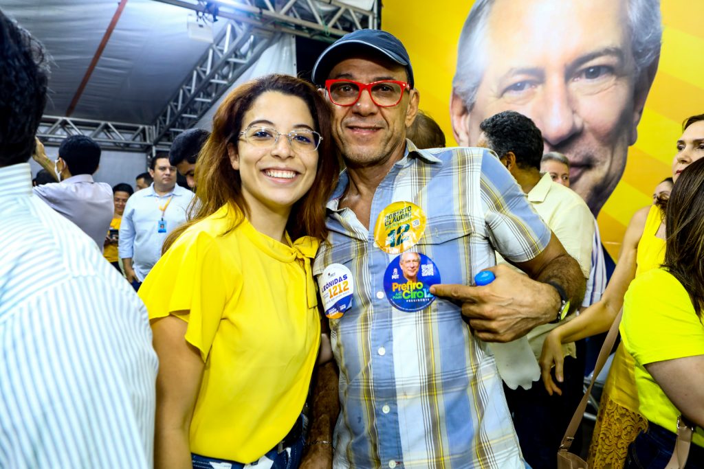 Ingrid Medeiros E Mano Alencar