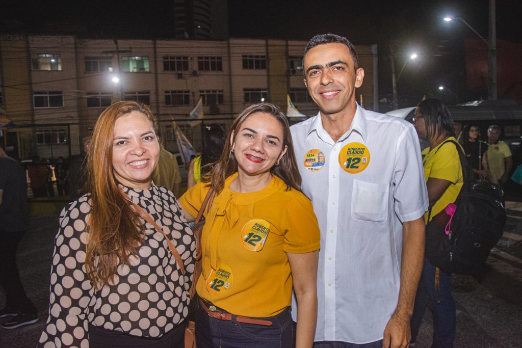 Jamile Lima, Alana Lima E Lindembeg Gomes