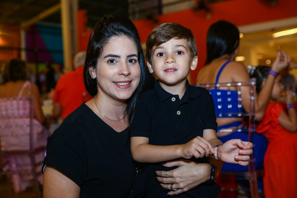 Lara E Caio Luna