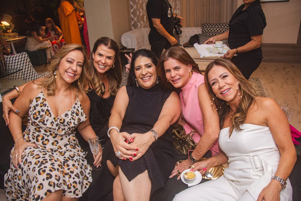 Leticia Macedo, Alexandra Pinto, Elisa Oliveira, Liliana Linhares E Sakie Brookes