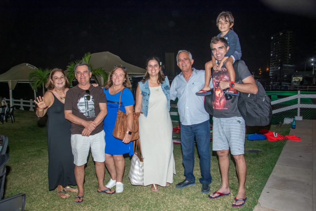 Lilian Montenegro, Felipe, Dinorah E Barbara Nottingham, José Teófilo, Felipe Nottingham Filho E Bernardo Nottingham (5)