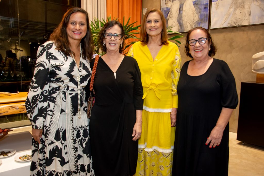 Mariana Furlani, Neuma Figueiredo, Fernanda Furlani E Nereide Figueiredo (1)