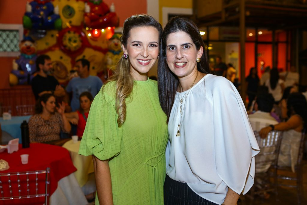 Naiana Philomeno E Mariana Melo