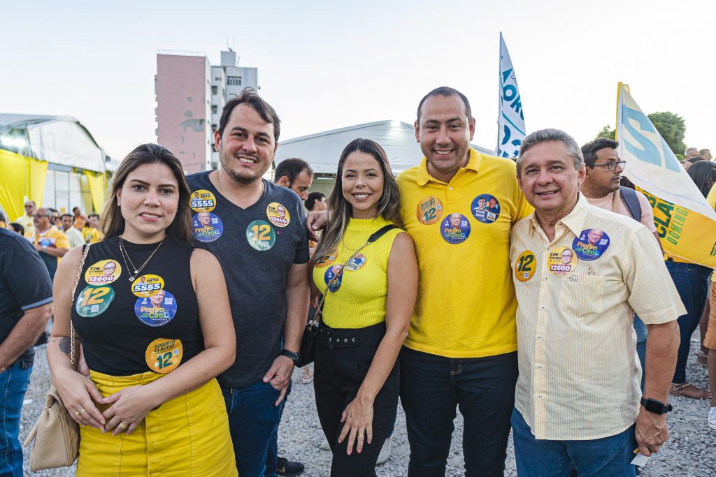 Natasha Cavalcante, Paulo Gomes, Juliana Colares, Renan Colares E Ze Porto