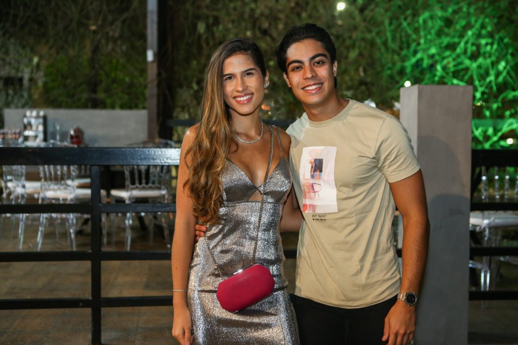 Nicole Nobre E Davi Bezerra