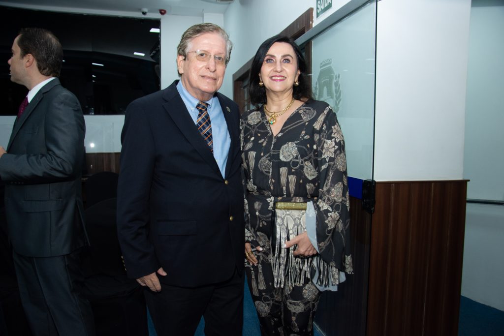 Paulo E Marlene Mindello