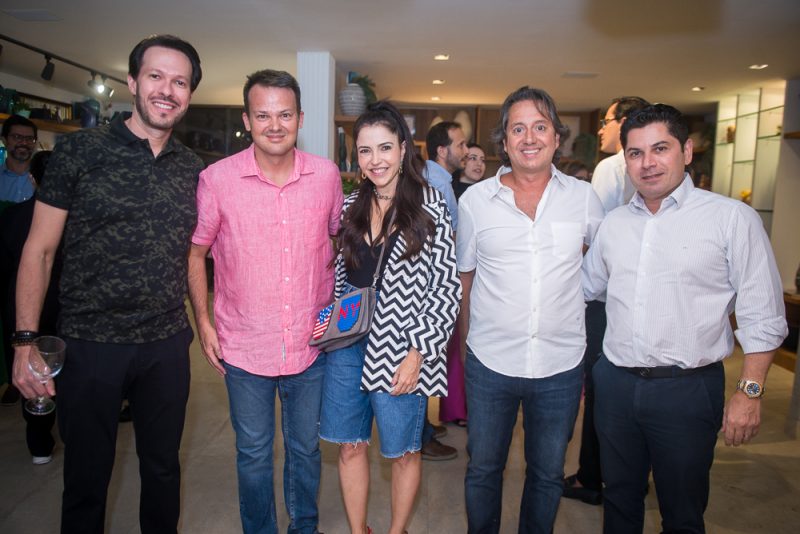 CENTENÁRIO DE ANTÔNIO BANDEIRA - Rodrigo Parente reúne amantes da arte na Galeria Sculpt para inauguração da mostra Os Papéis de Bandeira