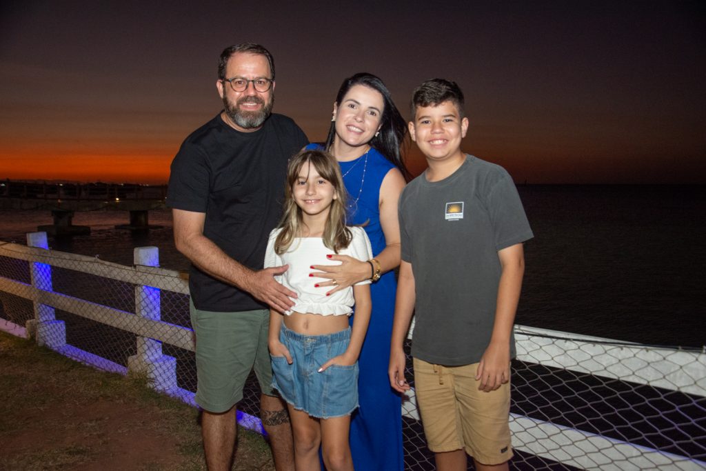 Vicente, Valentina, Roberta E Vicente Carvalho (1)