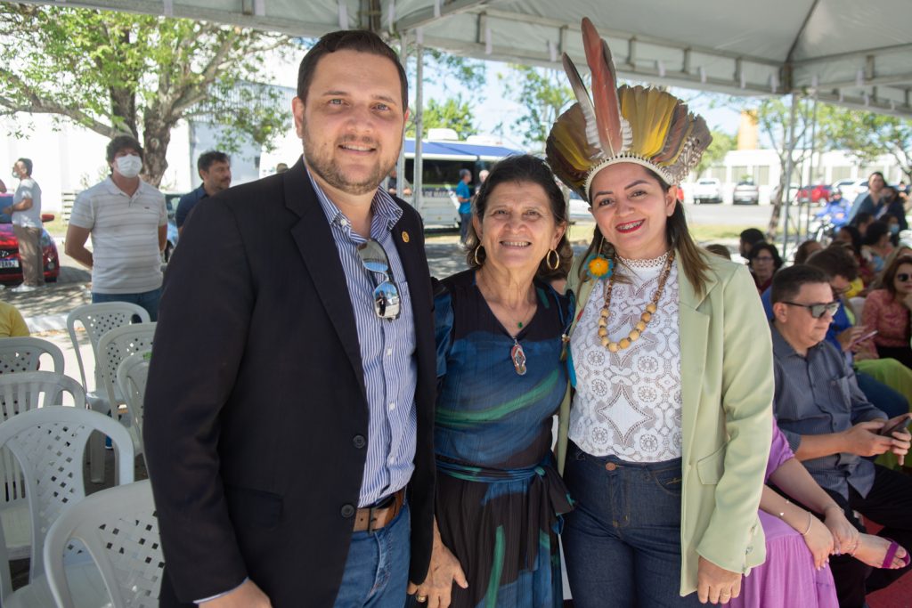 Wendel Maia, Socorro Maia E Mara Pitaguary (3)