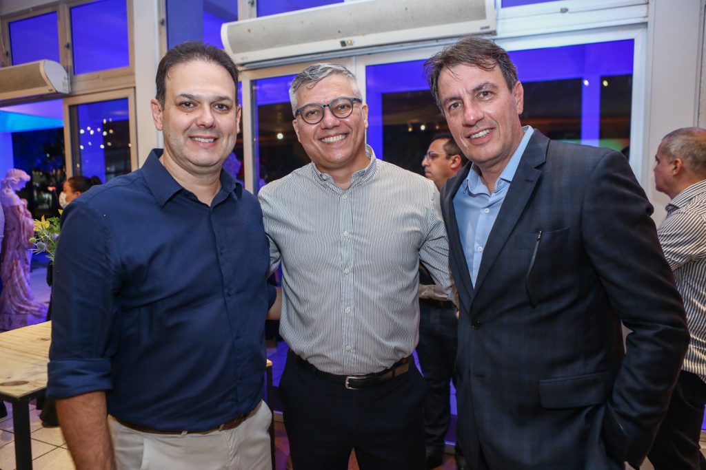 Aelio Silveira, Paulo Robertson E Carlos Rotella