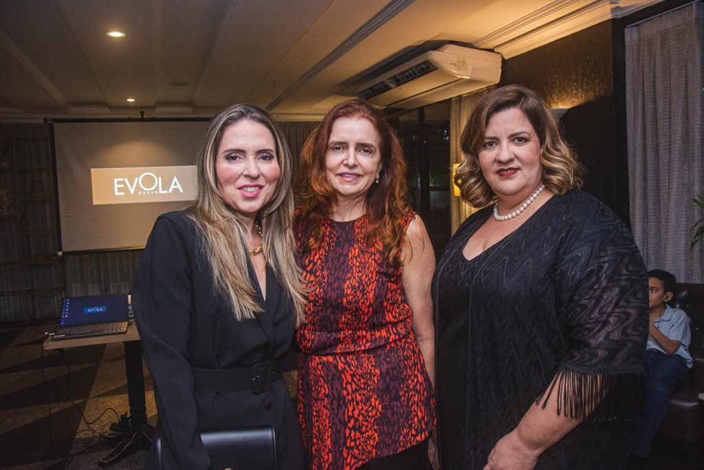 Agueda Muniz, Rosane Maneira E Claudia Majela