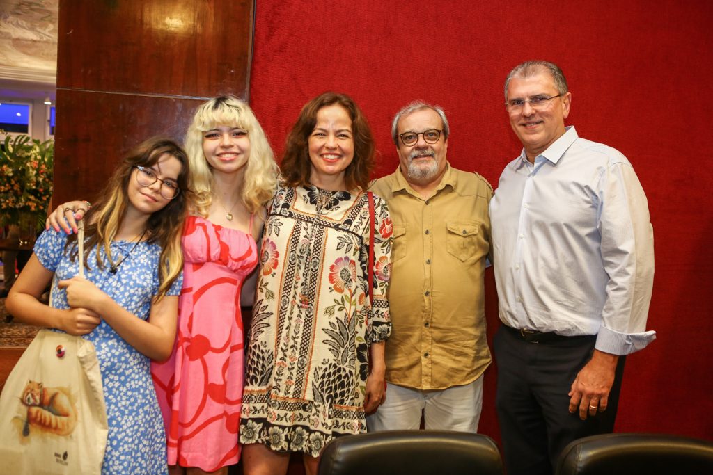 Alice E Emilia Lira, Adriana Negreiros, Eduardo Freire E Randal Pompeu