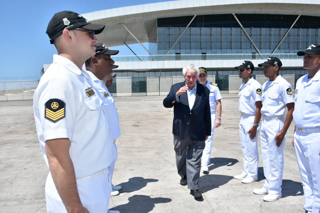 Almoço No Submarino Tikuna (6)