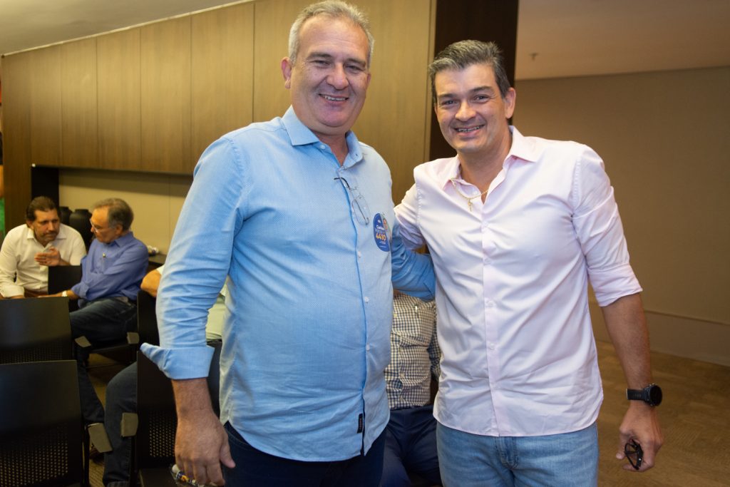 Amílcar Silveira E André Ribeiro