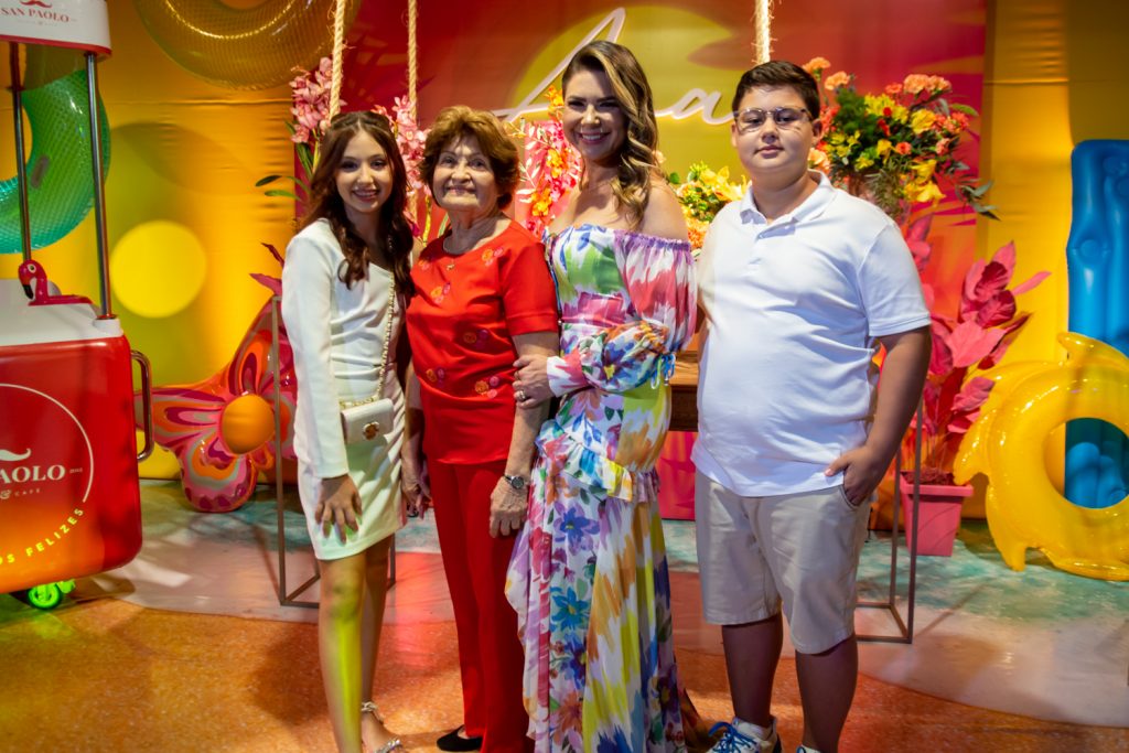 Ana Maria, Maria José E Ana Santos, Assis Joca (1)