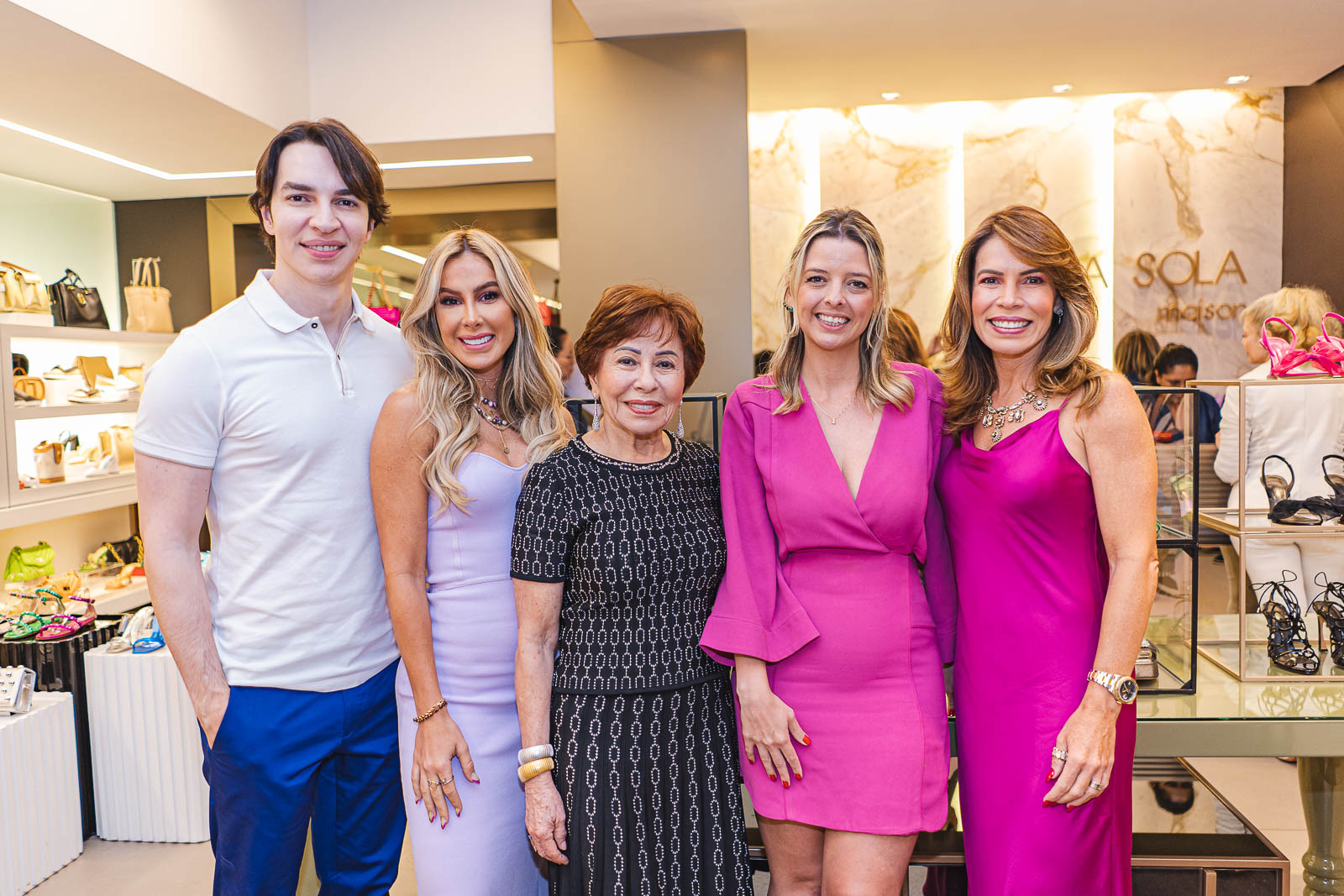 Coquetel marca lançamento da coleção de Resort Alexandre Birman 23, na Meia Sola