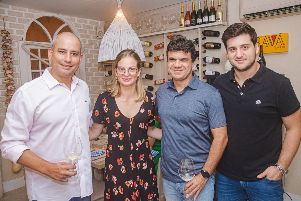 Andre Linheiro, Josefa Perret, Marcelo Braga E Omar Macedo