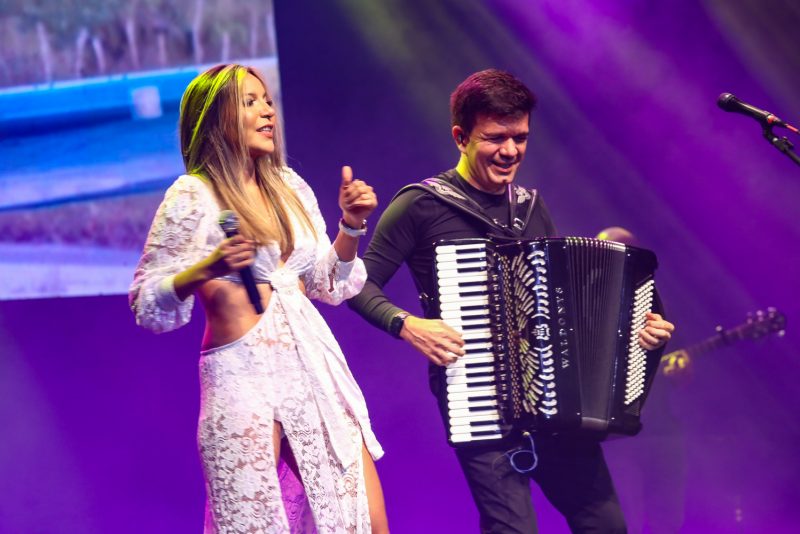 Voos por Todos os Cantos - Waldonys comemora 50 Anos com show e lançamento de livro no Teatro RioMar