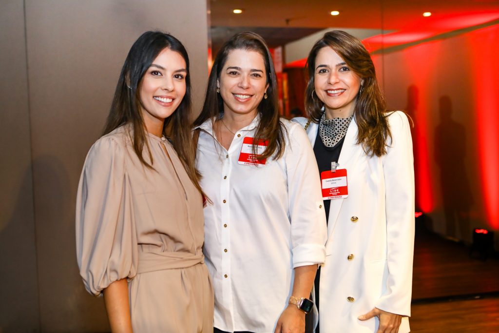 Camila Salazar, Renata Correia E Camila Benevides (1)