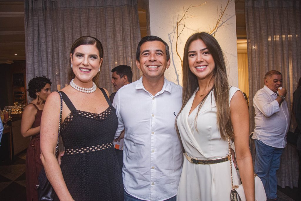 Carla Sofia, Carlos Mardon E Isabele Cartaxo