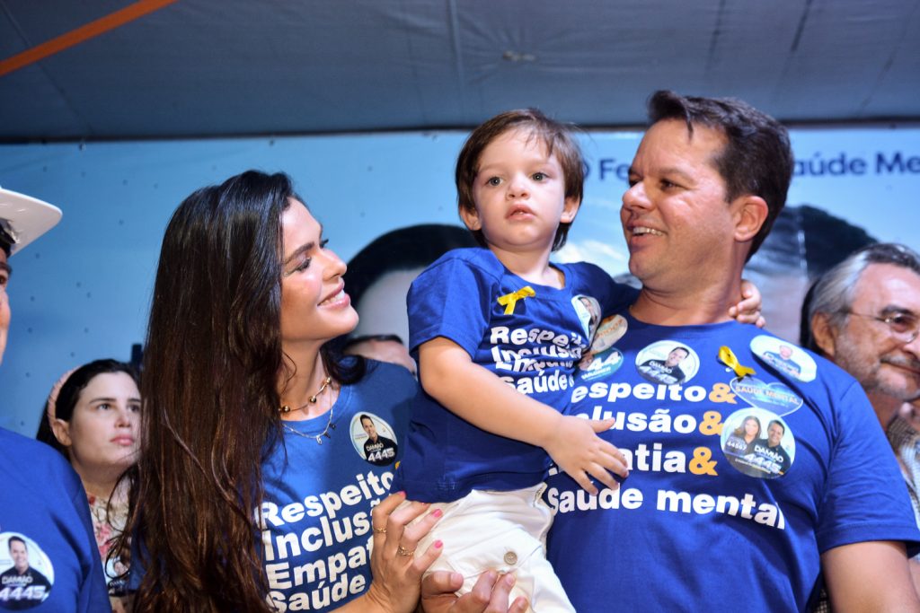 Carolina Freund, Albertinho E Damião Tenório