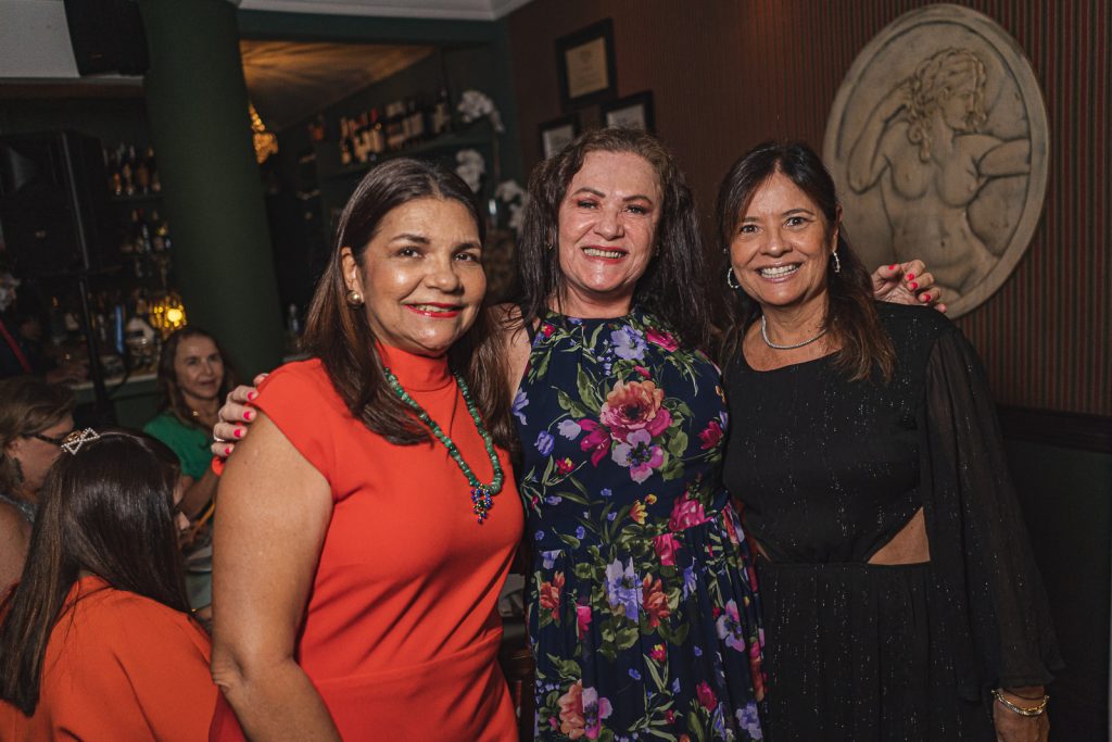 Celina Castro Alves, Silvana Ponto E Yamara Silveira