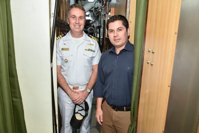 happening - Almirante Olsen recebe convidados especiais a bordo do submarino “Tikuna”