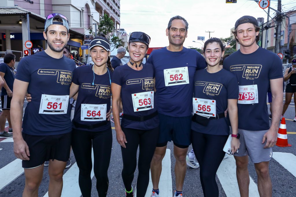 Davi Frota, Luana Melo, Cristina Melo, Tarsso Melo, Bianca Melo E Pedro Aurelio