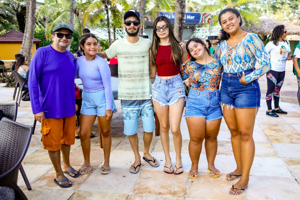 Edilson Araujo, Lais Cartaxo, Gabriel Iury, Marane Mendes, Rebeca Gadelha E Vitoria Gadelha