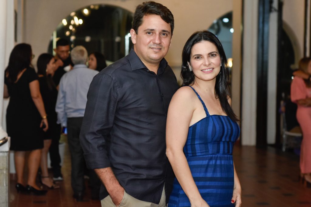 Fernando Pontes E Ticiana Ferreira Gomes (2)