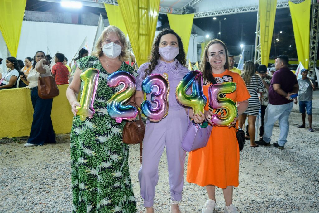 Gioconda Aguiar, Silvia Cavaleire E Carlota Arruda