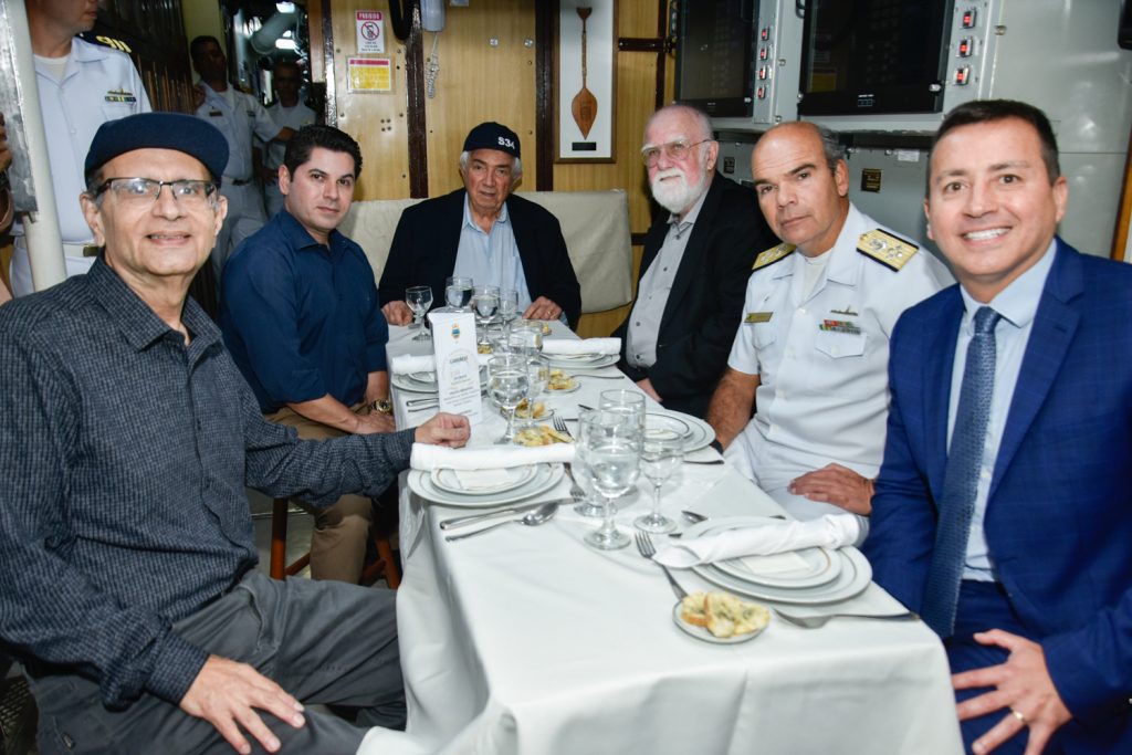 Henrique Braga, Pompeu Vasconcelos, Roberto Macedo, Almirante Oberg, Almirante Marcos Olsen E Sandro Caron