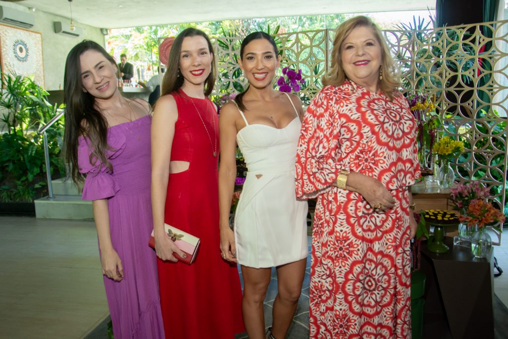 Inara Marinho, Bruna Sampaio Marinho, Renata Cavalcante Marinho E Isabel Marinho