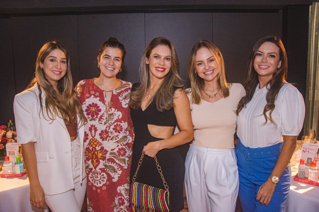 Ione Aguiar, Camila Cotecchia, Janaina Job, Gabriela Brasil E Verania Santana