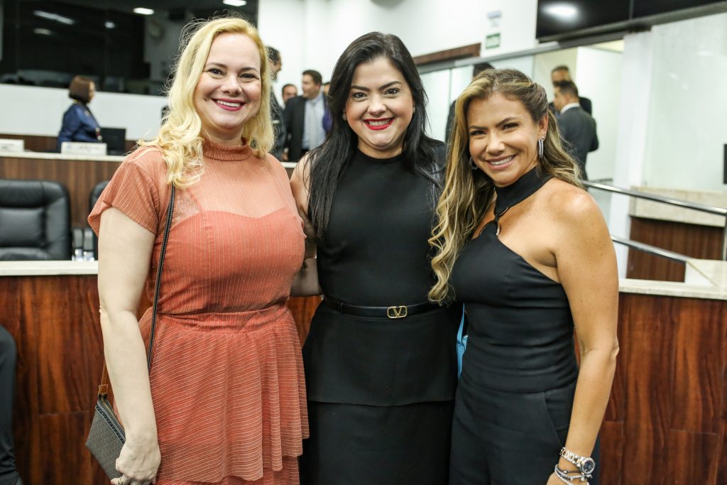 Janaina Lima, Vivia Almada E Vanessa Queiros