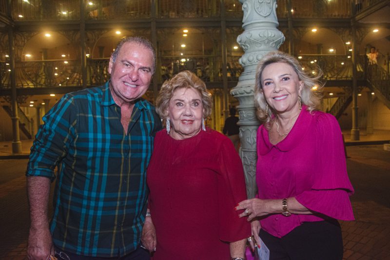 DANÇANDO A VIDA - Edisca realiza espetáculo “Periferia” no Theatro José de Alencar